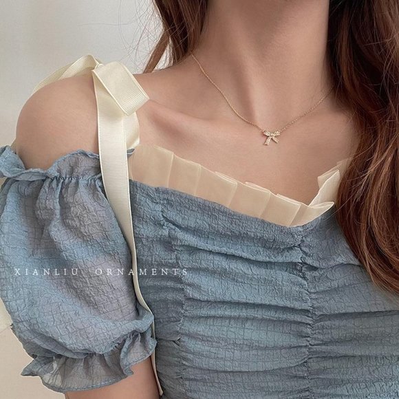 New 18k gold bow Pendant necklace - Picture 3 of 4